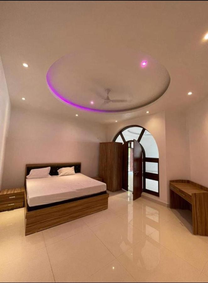 Mauji'S Villa Hotel & Guest House อัลลอฮาบาด ภายนอก รูปภาพ