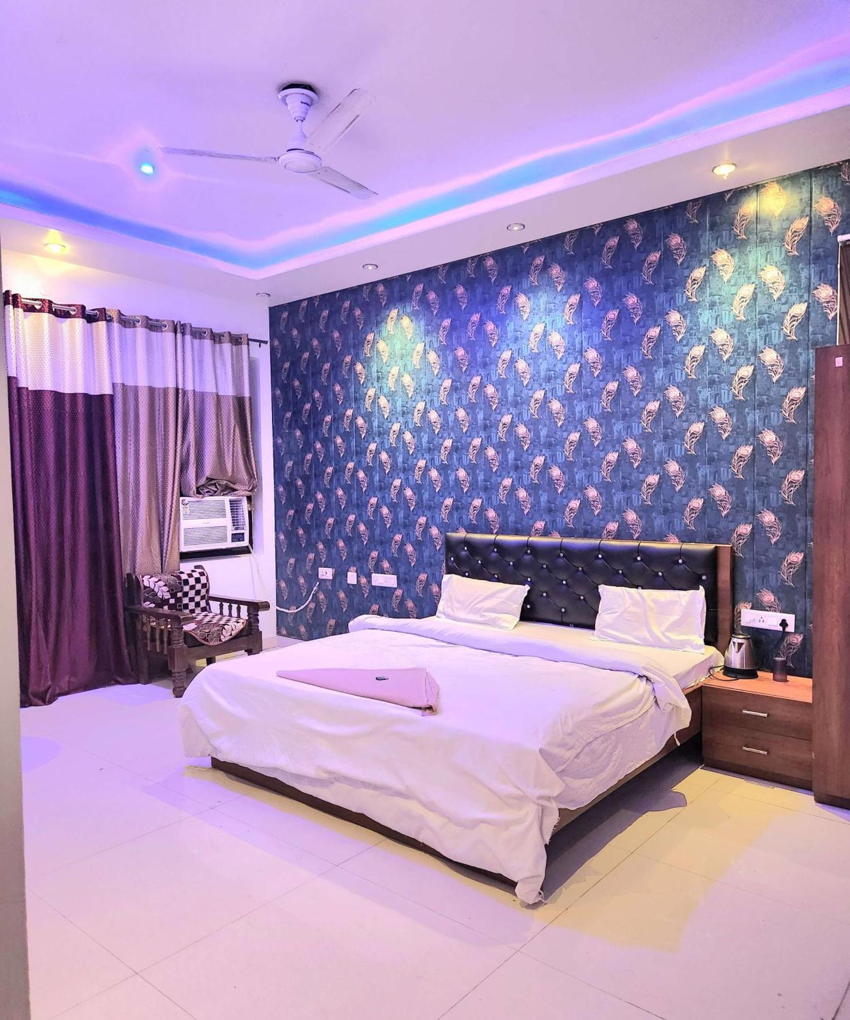 Mauji'S Villa Hotel & Guest House อัลลอฮาบาด ภายนอก รูปภาพ